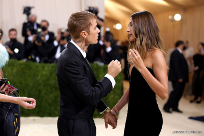 13.09 | Chegando no Met Gala 2021 — “In America: A Lexicon of Fashion”