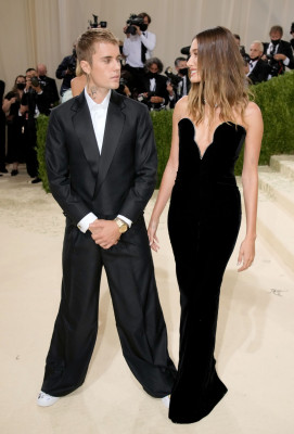 13.09 | Chegando no Met Gala 2021 — “In America: A Lexicon of Fashion”
