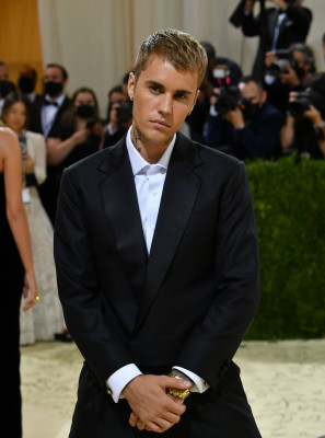 13.09 | Chegando no Met Gala 2021 — “In America: A Lexicon of Fashion”