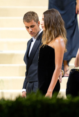 13.09 | Chegando no Met Gala 2021 — “In America: A Lexicon of Fashion”