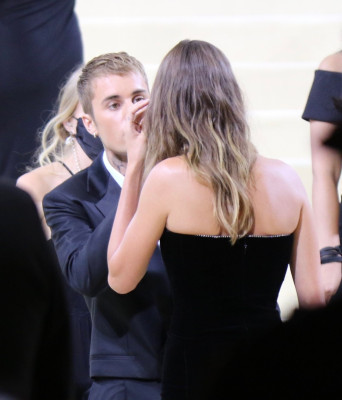 13.09 | Chegando no Met Gala 2021 — “In America: A Lexicon of Fashion”