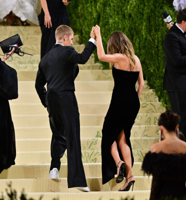 13.09 | Chegando no Met Gala 2021 — “In America: A Lexicon of Fashion”