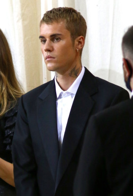 13.09 | Chegando no Met Gala 2021 — “In America: A Lexicon of Fashion”
