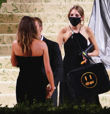 13.09 | Chegando no Met Gala 2021 — “In America: A Lexicon of Fashion”
