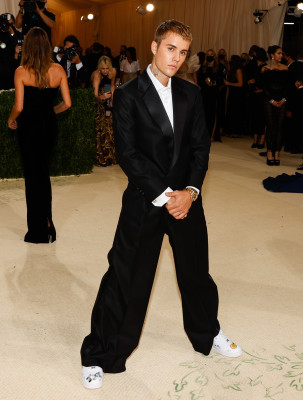 13.09 | Chegando no Met Gala 2021 — “In America: A Lexicon of Fashion”