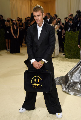 13.09 | Chegando no Met Gala 2021 — “In America: A Lexicon of Fashion”