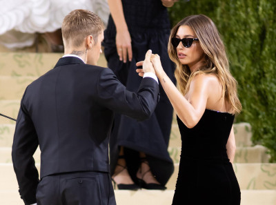 13.09 | Chegando no Met Gala 2021 — “In America: A Lexicon of Fashion”
