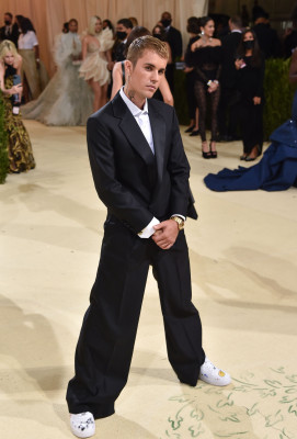13.09 | Chegando no Met Gala 2021 — “In America: A Lexicon of Fashion”