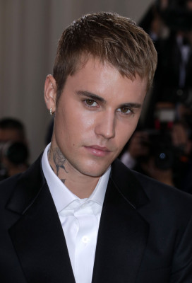 13.09 | Chegando no Met Gala 2021 — “In America: A Lexicon of Fashion”