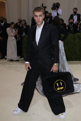 13.09 | Chegando no Met Gala 2021 — “In America: A Lexicon of Fashion”
