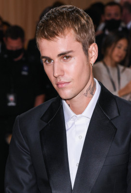 13.09 | Chegando no Met Gala 2021 — “In America: A Lexicon of Fashion”