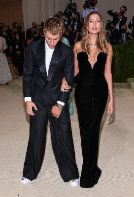 13.09 | Chegando no Met Gala 2021 — “In America: A Lexicon of Fashion”