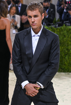 13.09 | Chegando no Met Gala 2021 — “In America: A Lexicon of Fashion”