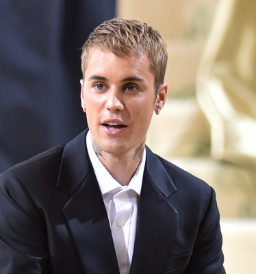 13.09 | Chegando no Met Gala 2021 — “In America: A Lexicon of Fashion”