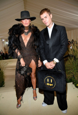 13.09 | Met Gala 2021 — Dentro do Evento