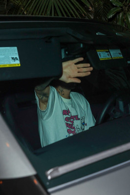 13.09 | recentemente no The Chateau Marmont, em Los Angeles.