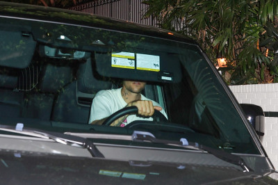 13.09 | recentemente no The Chateau Marmont, em Los Angeles.