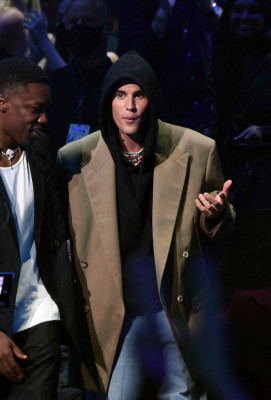 12.09 | MTV Video Music Awards (Show)