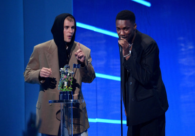 12.09 | MTV Video Music Awards (Show)
