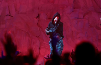 12.09 | Performando no MTV Video Music Awards com The Kid Laroi