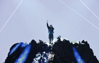 12.09 | Performando no MTV Video Music Awards com The Kid Laroi