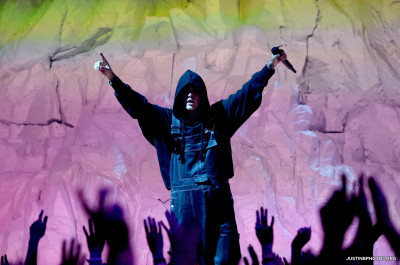 12.09 | Performando no MTV Video Music Awards com The Kid Laroi