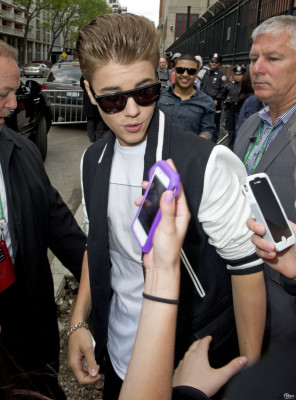 27.04 | Justin Bieber chegando no Tribeca Film Festival