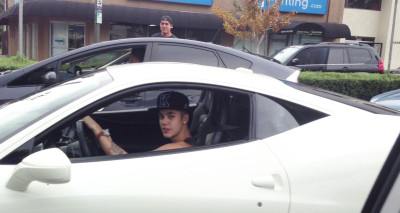 18.12 | Justin Bieber se envolve em discussão em LA