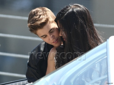 21.04 | Justin Bieber nos bastidores de Boyfriend