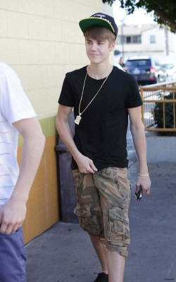 01.05 | No Shakey's Pizza Parlor em Los Angeles