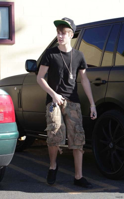 01.05 | No Shakey's Pizza Parlor em Los Angeles