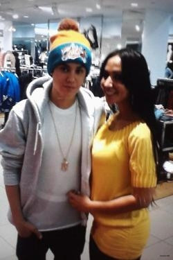 02.12 | Justin Bieber fazendo compras em Nova York