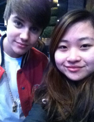 13.02 | Justin Bieber com fãs em Nova York