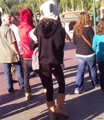 14.02 | Justin Bieber e família na Disneyland