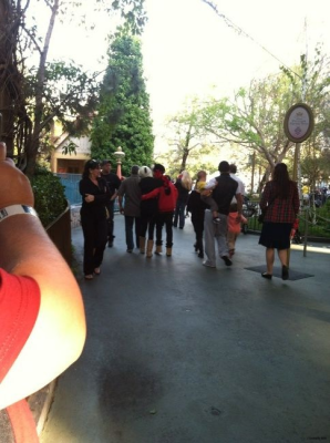14.02 | Justin Bieber e família na Disneyland