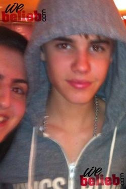 17/03 - Justin Bieber no aeroporto