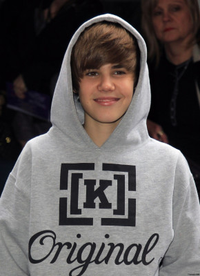 22.03 | Justin Bieber deixando os estúdios do BET