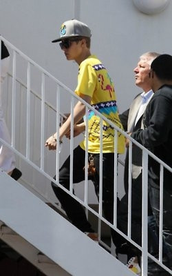 04.10 | Justin Bieber em Beverly Hills