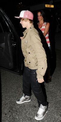30.03 | Justin Bieber deixando o show do Black Eyed Peas