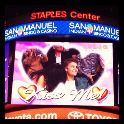 17.04 | Justin Bieber no jogo dos Lakers em Los Angeles