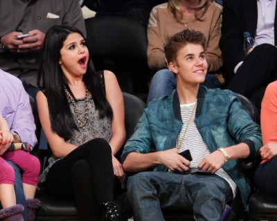 17.04 | Justin Bieber no jogo dos Lakers em Los Angeles
