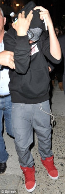 27.04 | Justin Bieber deixando o Fuerza Bruta