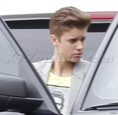 04.02 | Justin Bieber deixando uma sessão de fotos em Los Angeles