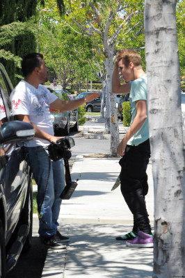 27.05 | Justin Bieber e Selena Gomez em Los Angeles
