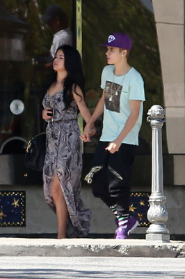 27.05 | Justin Bieber e Selena Gomez em Los Angeles