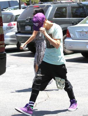 27.05 | Justin Bieber e Selena Gomez em Los Angeles