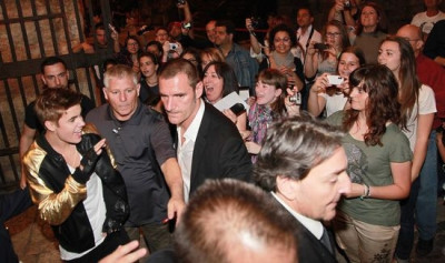 06.03 | Justin Bieber deixando o Lo Spettacolo Sta Per Iniziare, em Verona