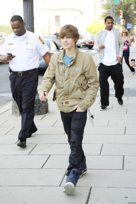 04.05 | Justin Bieber indo para a Casa Branca