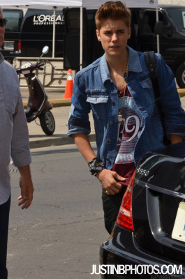 16.06 | Justin Bieber ensaiando para o MuchMusic Video Awards 2012