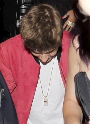 26.06 | Justin Bieber deixando o Chateau Marmont em Los Angeles